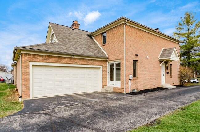 Building Photo - 4841 Dierker Rd