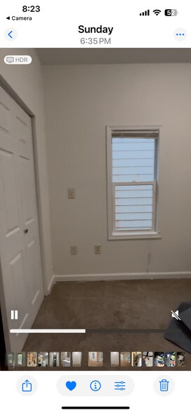 Building Photo - 23 Bonheim St