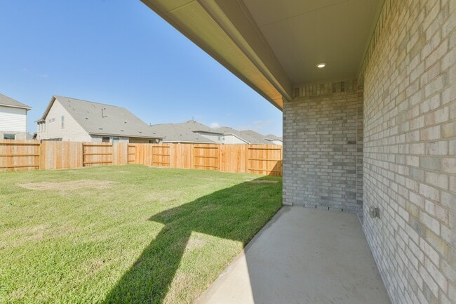 Building Photo - 5815 Linda Cv Ln