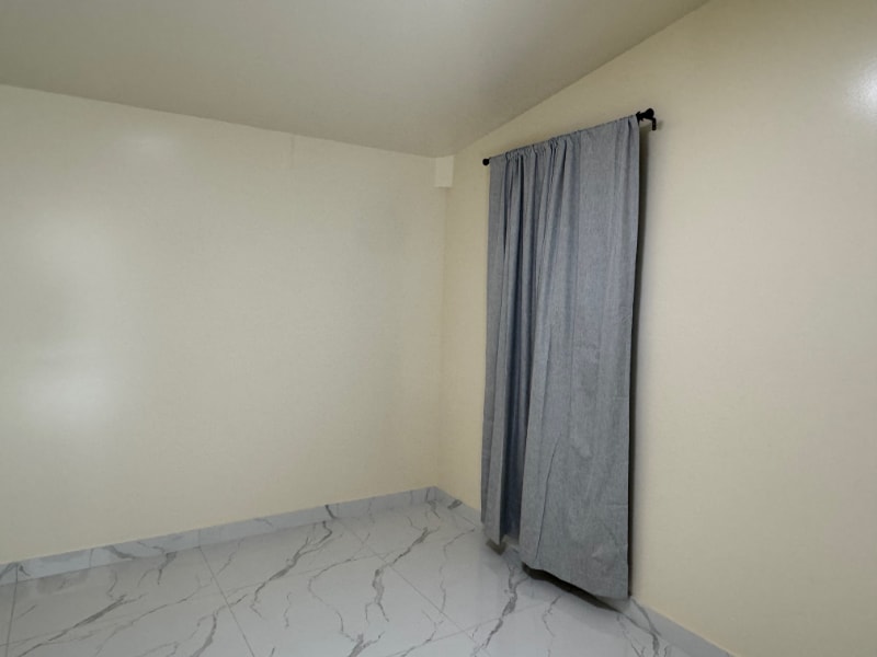 Building Photo - 1676 Hoonipo St