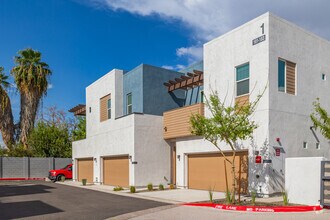 Building Photo - The Prescott at Park West