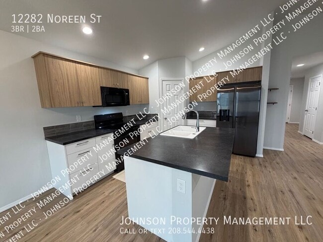 Building Photo - 12282 Noreen St