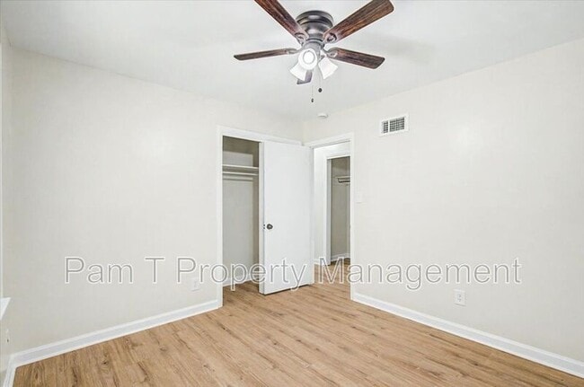 Building Photo - 102 Juniper Cir