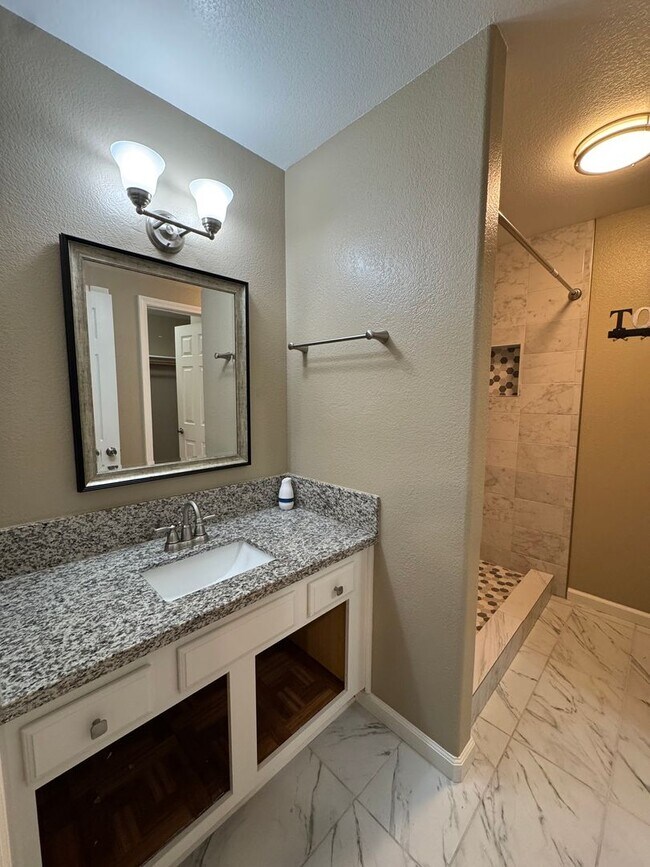 Building Photo - Nice home in Mohave Vista Estates