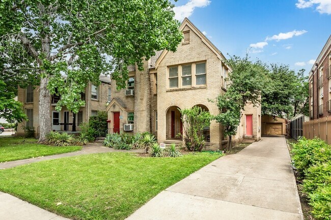 Building Photo - 5707 Ross Ave