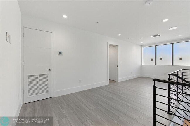 Building Photo - 204 Osceola Park Ln