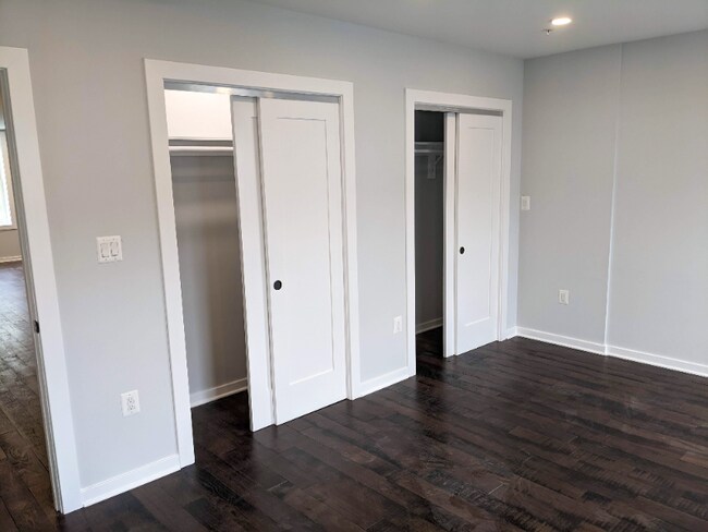 Building Photo - 1932 4th St NE