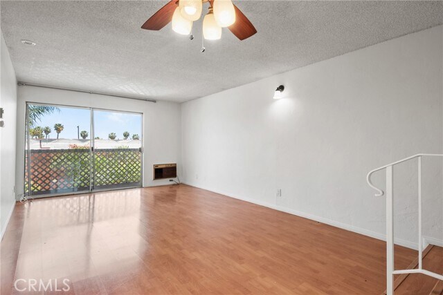 Building Photo - 3565 Linden Ave