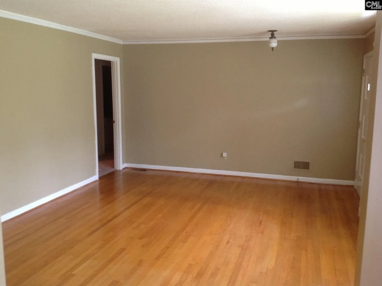 Building Photo - 612 Piney Woods Rd