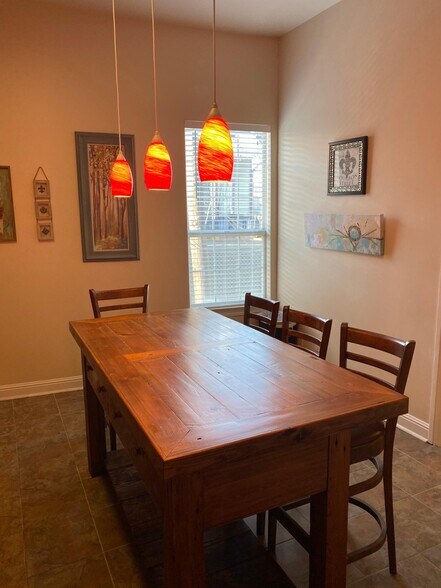 Building Photo - 1112 Ninth St