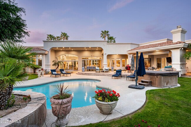 Building Photo - 6649 E Berneil Dr