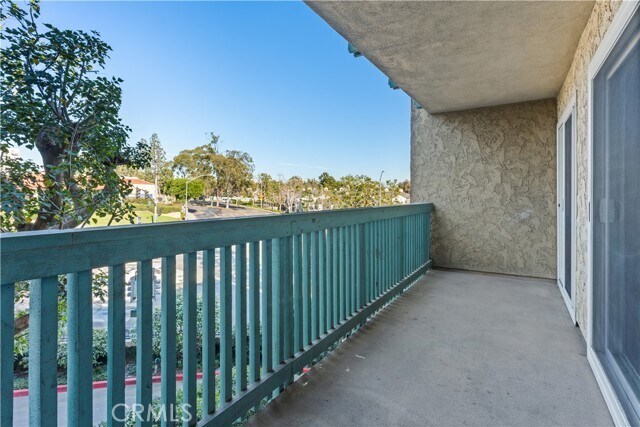 Building Photo - 576 N Bellflower Blvd