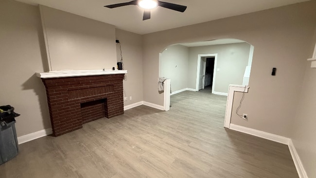 Building Photo - 78 E Barthman Ave