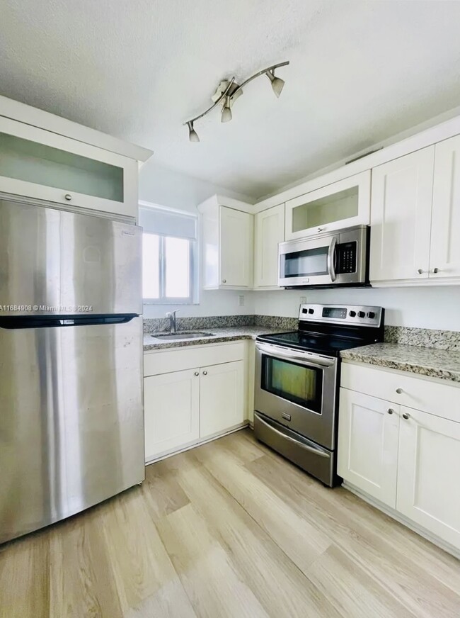 Kitchen - 560 NE 63rd St