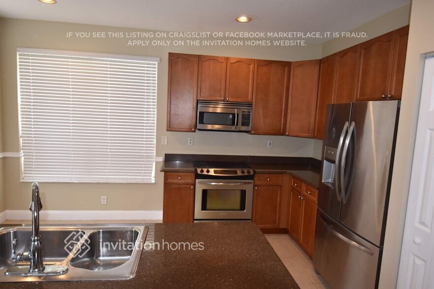 Building Photo - 4238 Lake Tahoe Cir