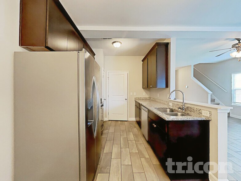 Building Photo - 2169 Cason Ln