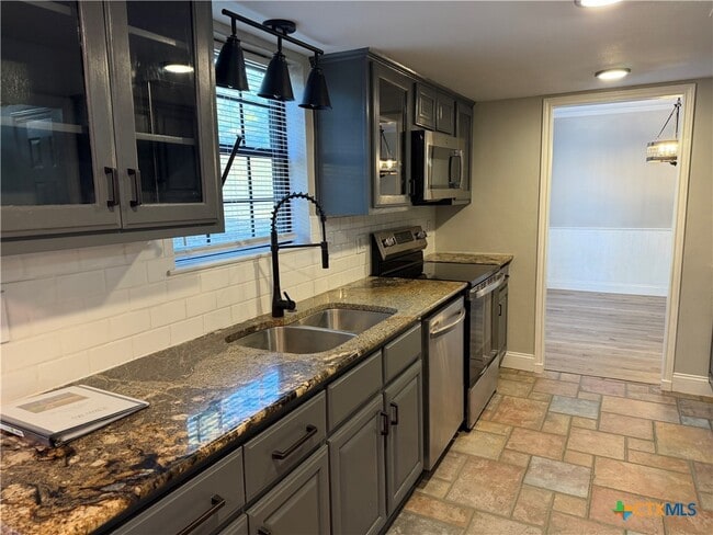 Building Photo - 506 Pecos Trail