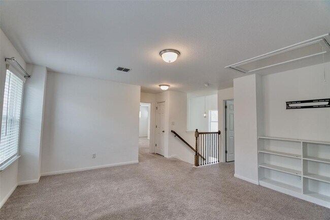 Building Photo - 3201 E College Park Dr