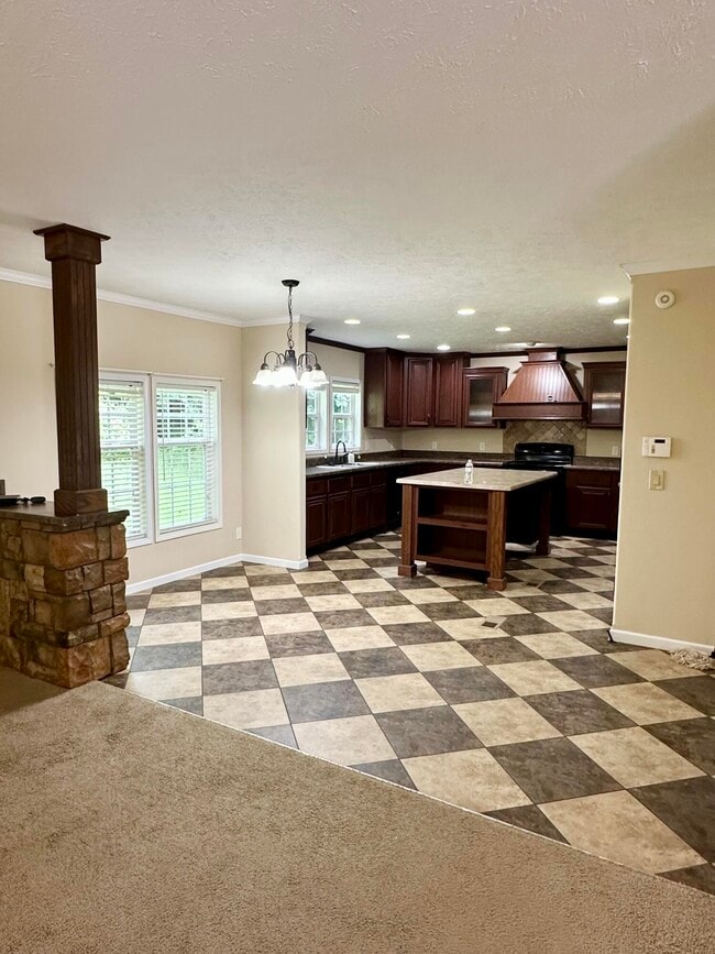 Building Photo - 3011 Ryans Creek Rd