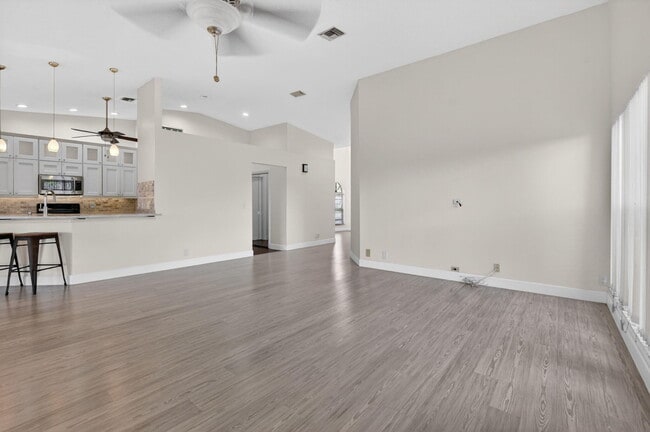 Building Photo - 22796 Marbella Cir