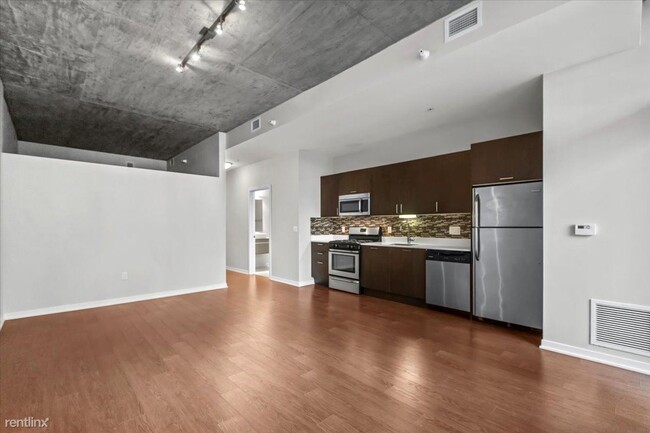 Building Photo - 2 br, 2 bath Condo - 1345 S Wabash Ave