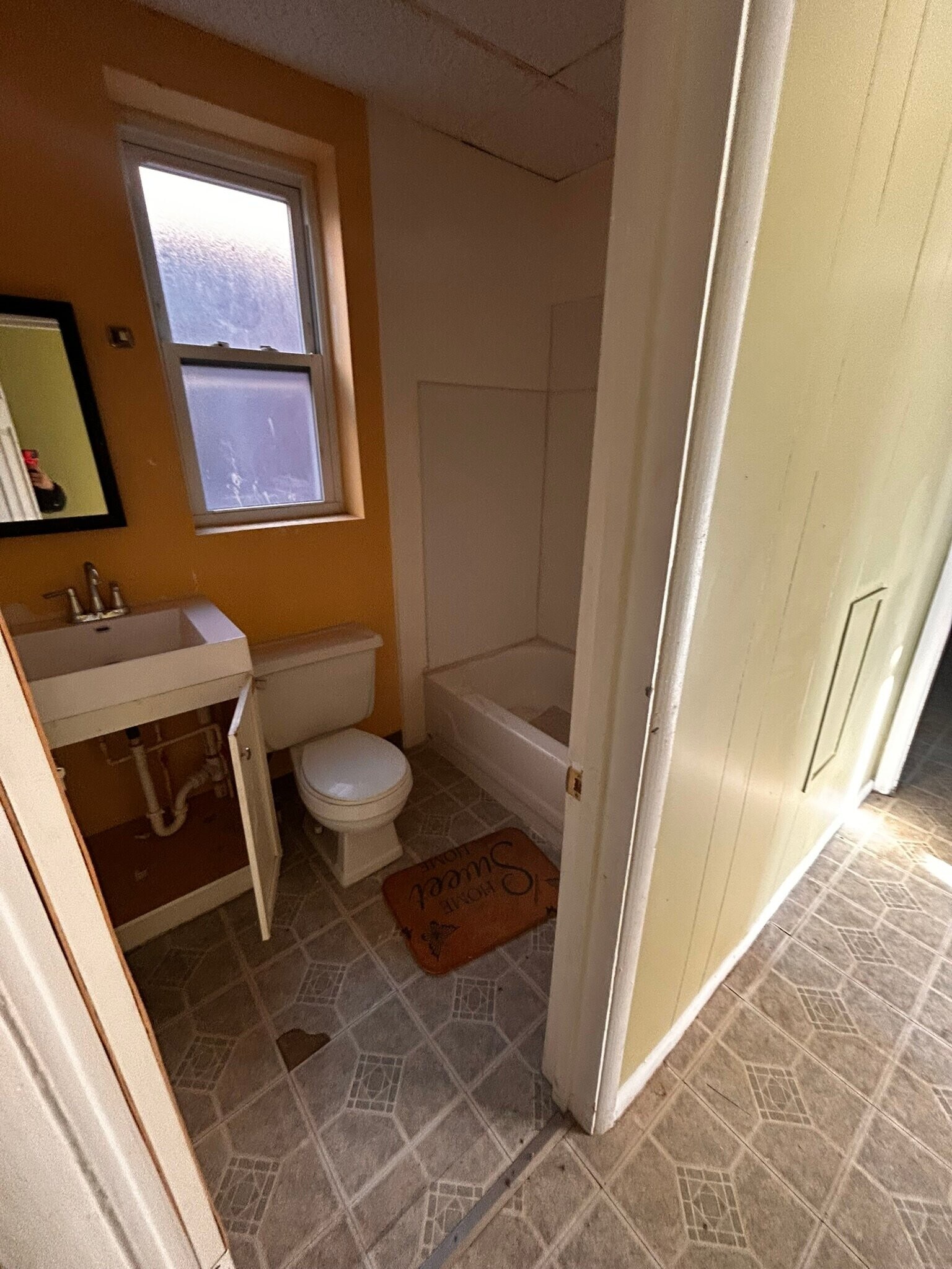 Building Photo - 1460 Laurel St