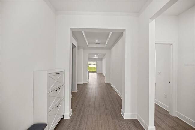 Building Photo - 5711 SW 78th Ave Rd