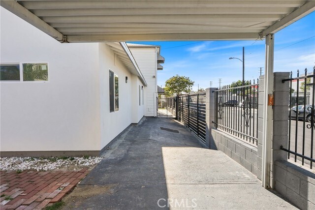 Building Photo - 5336 Cleon Ave