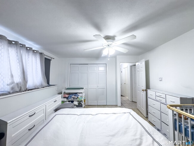 Building Photo - 50 Creeping Hemlock Dr