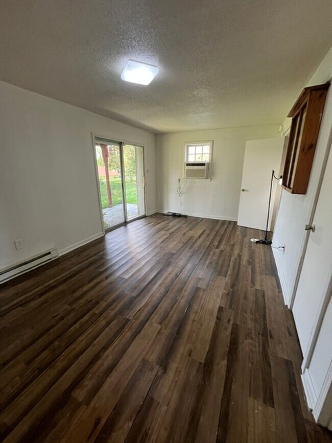 Building Photo - 3626 Holts Chapel Rd