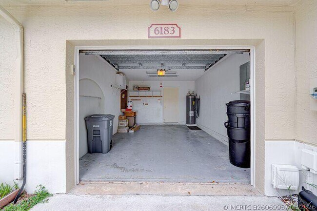 Building Photo - 6183 Floral Lakes Dr