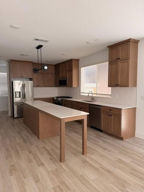 Building Photo - 2835 E Teaberry Dr
