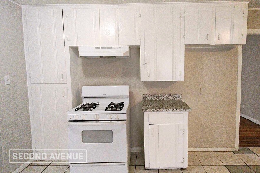 Building Photo - 7322 Parker Rd