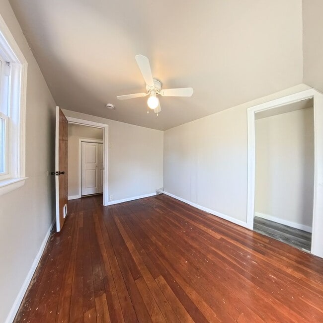 Building Photo - Charming 3 Bedroom 1.5 Bath in Clive