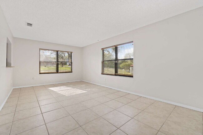 Building Photo - Comfort, Space & Convenience on a Peaceful Corner Lot in the Shores