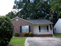 Building Photo - 2 Bedroom 2 Bath Duplex near Cherry Park