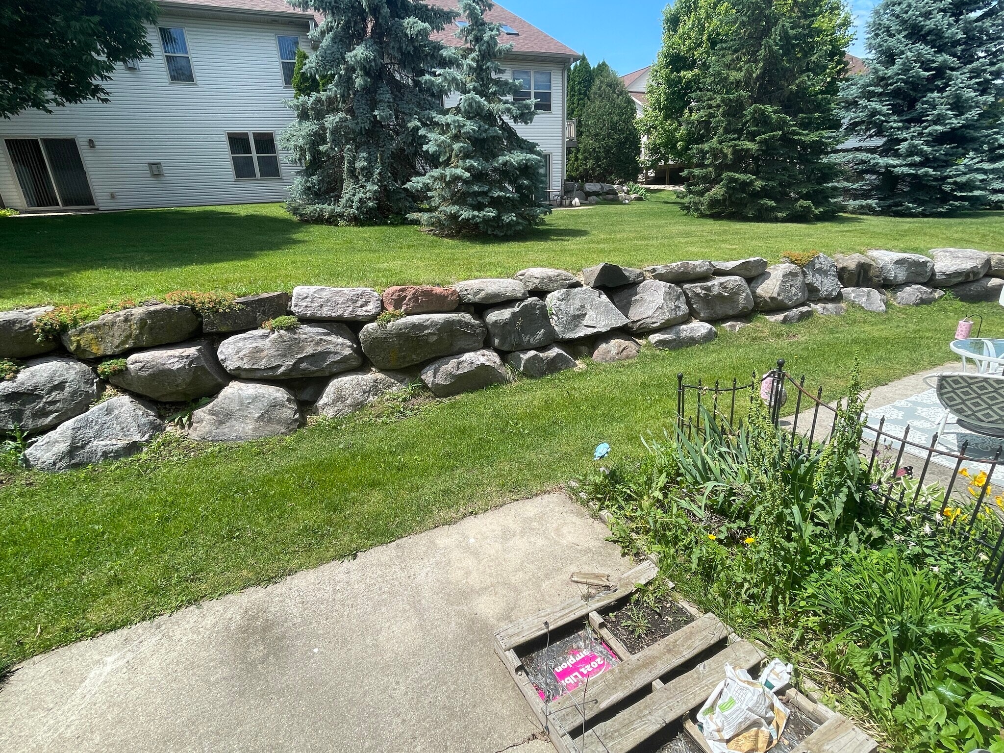 Private Patio - 2916 Kentville Dr