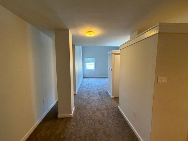 Building Photo - Welcome to Urban Elegance in the Heart of Historic Old City, Philadelphia