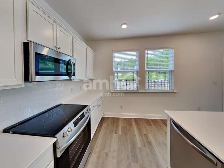 Building Photo - 232 Argea Dr