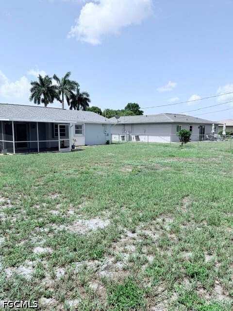 Building Photo - 1211 SE 35th St