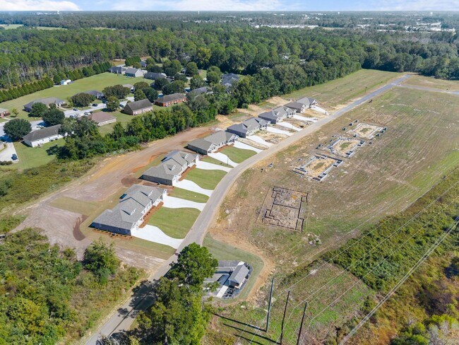 Building Photo - Latitude 32