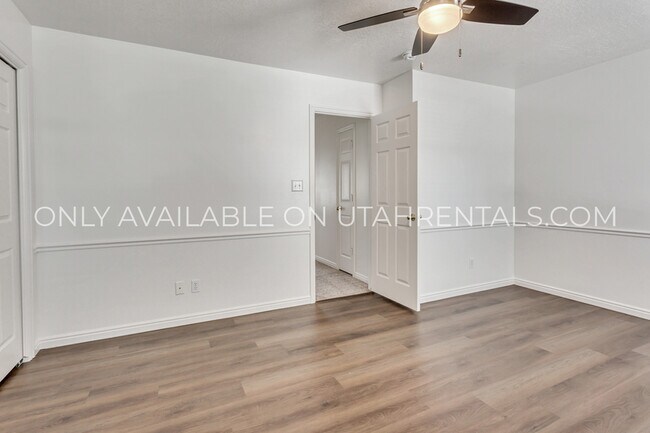 Building Photo - 144 N 1120 E