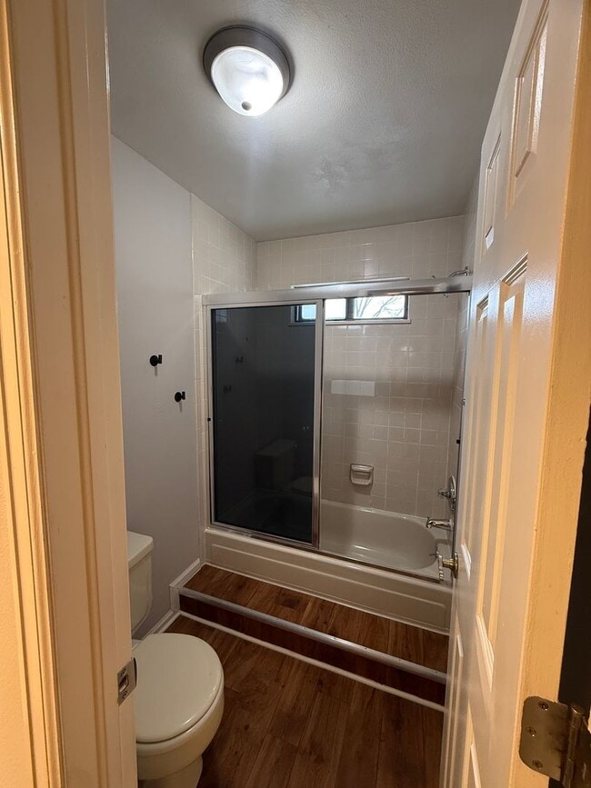 Building Photo - SPACIOUS 2-BEDROOM TOWNHOME WITH LOFT, GARAGE & PRIME LOCATION!