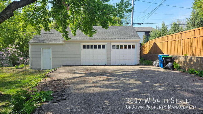 Building Photo - 3617 W 54th St
