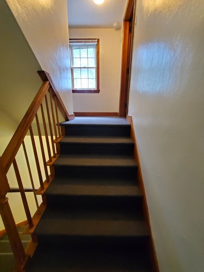 Building Photo - 277 Woodland Dr