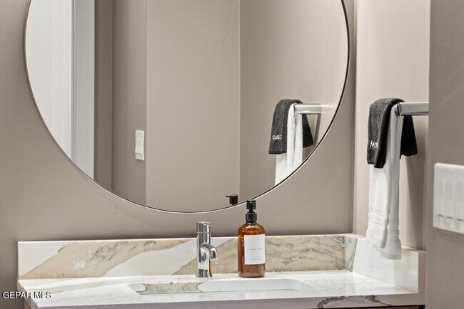 Building Photo - 828 Acton St