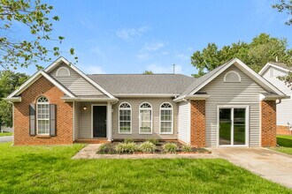 Building Photo - 7218 Kavan Hunter Dr