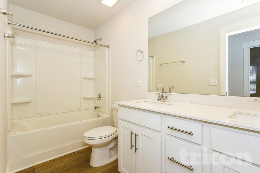 Building Photo - 6316 Trace Point Ct
