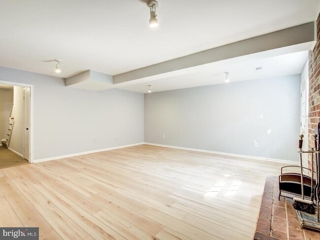 Building Photo - 1012 N Pelham St