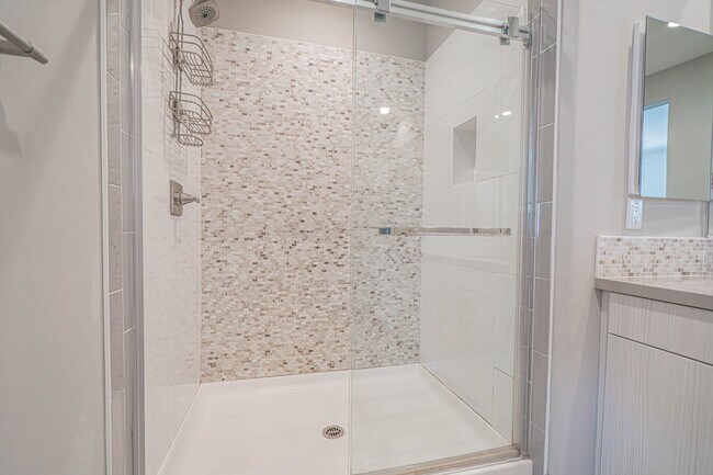 Building Photo - West Creek 3 Bedroom Condo for Rent in Val...